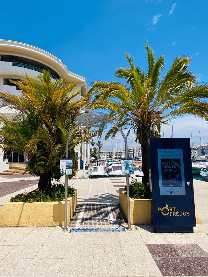 Charmant 2 Pieces A Port-Frejus Luaran gambar